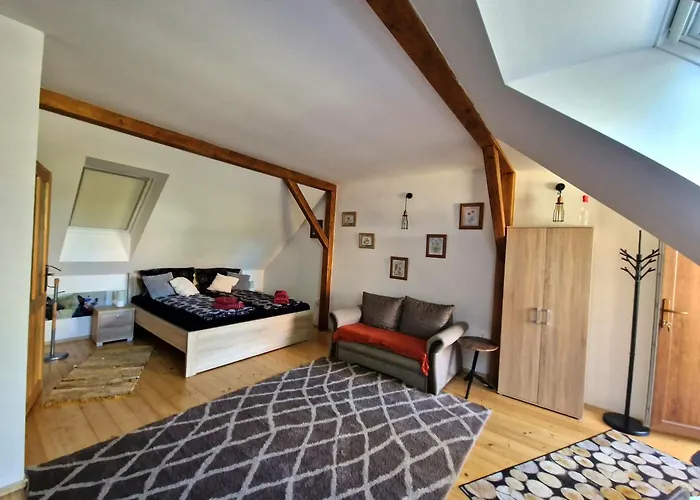 Nad Vinnym Sklipkem Appartement Znojmo